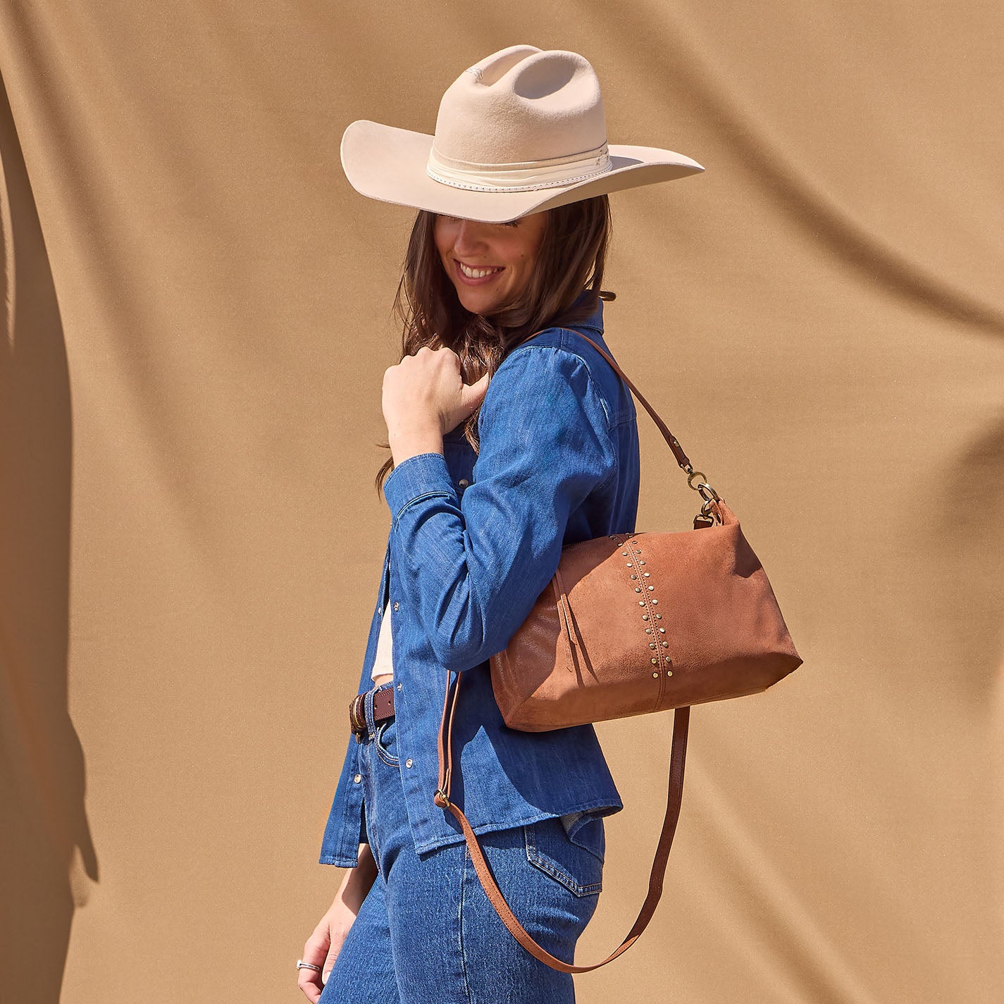 Avon Shoulder Bag in Buffed Leather - Burnished Saddle - Image 2