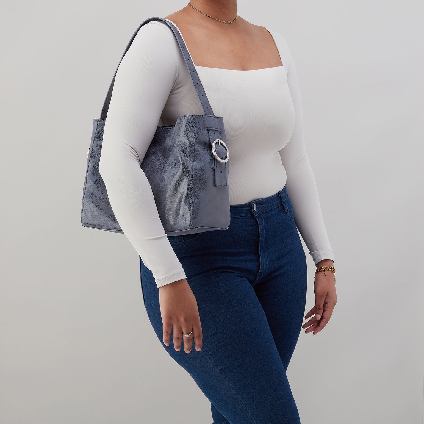 Render Shoulder Bag in Buffed Leather - Indigo Sky - Image 3