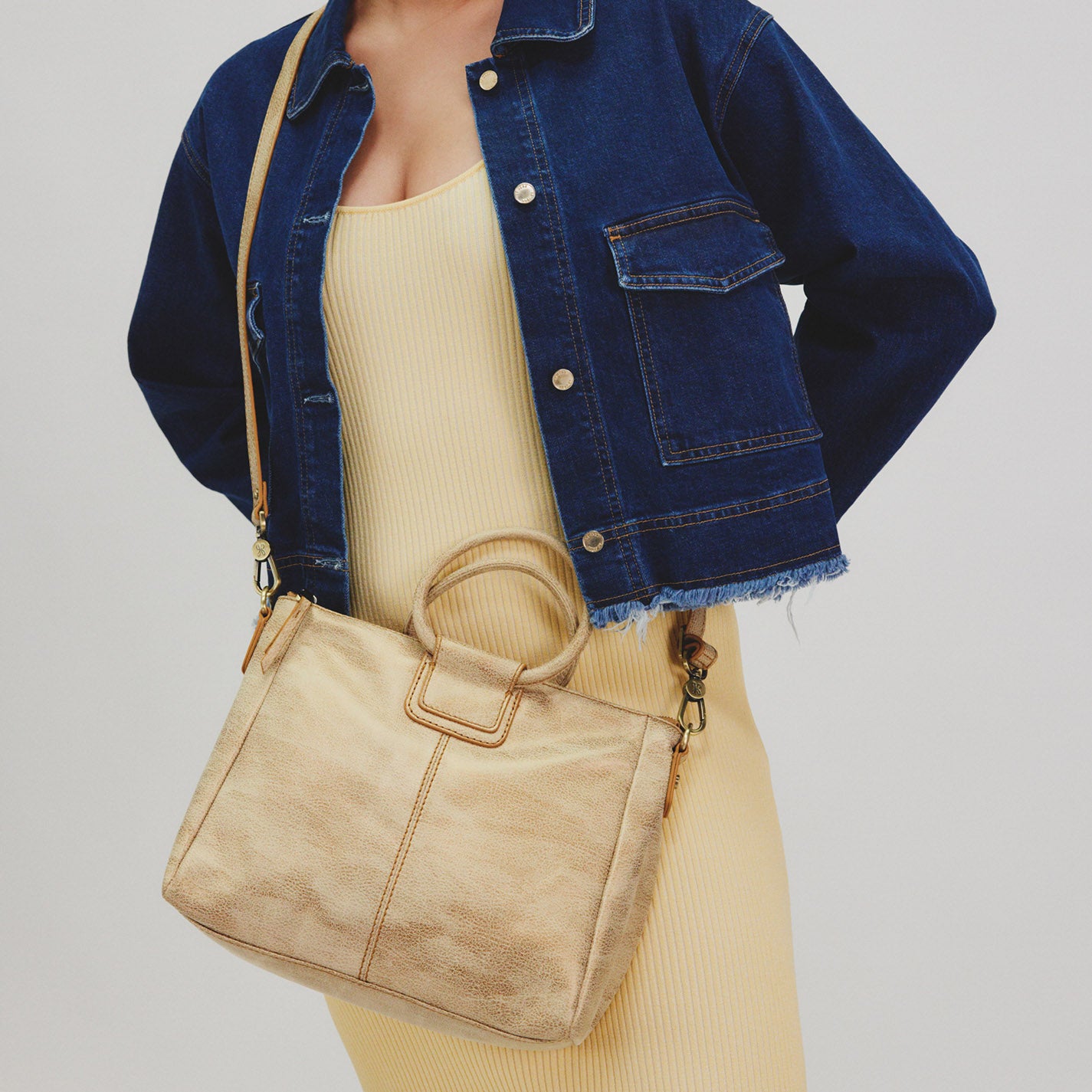 Sheila Medium Satchel in Metallic Leather - Gold Leaf - Image 2