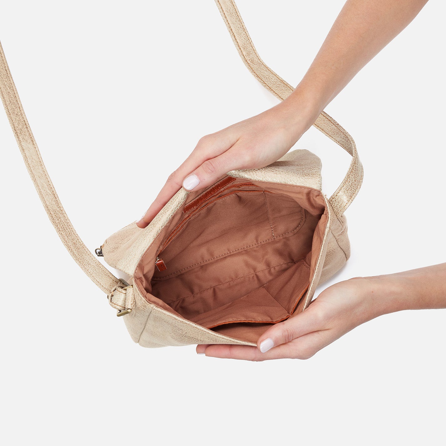 Fern Messenger Crossbody In Metallic Leather - Gold Leaf - Image 3