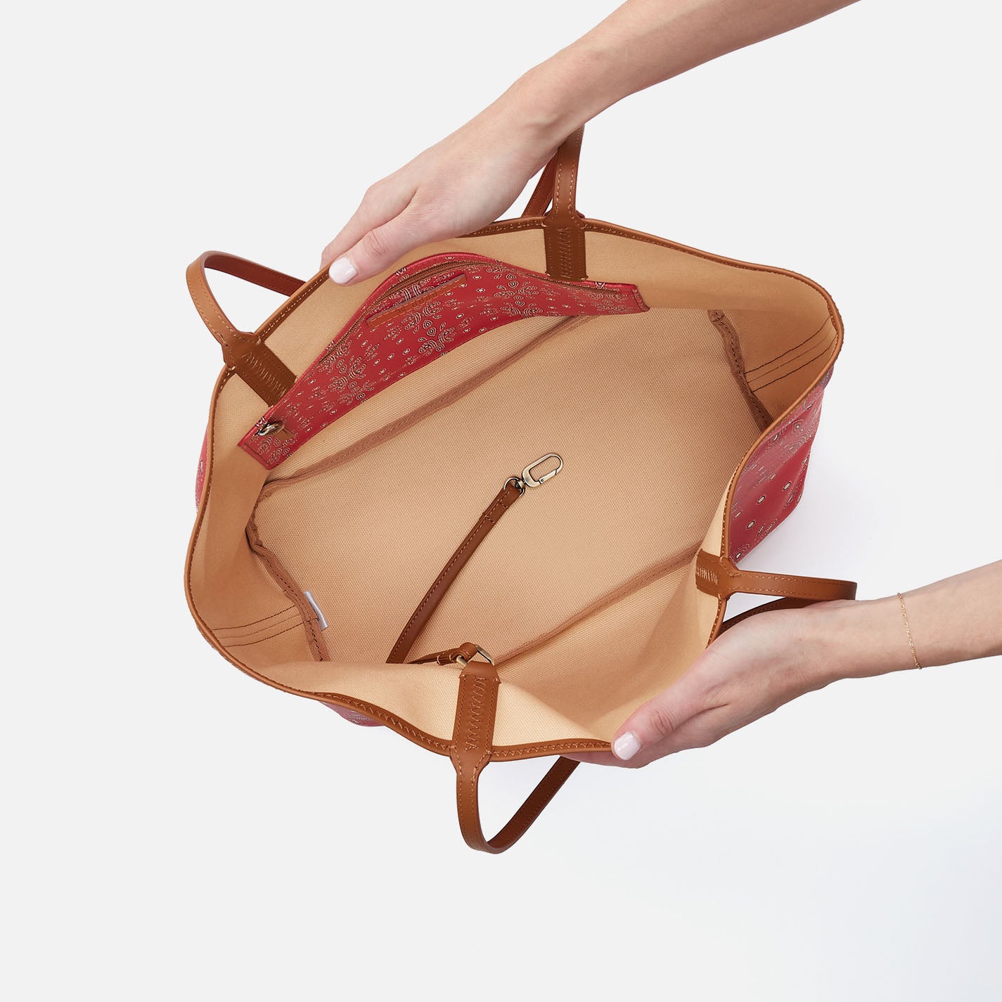 All That Tote In Coated Canvas - Red Journey Bandana - Image 4