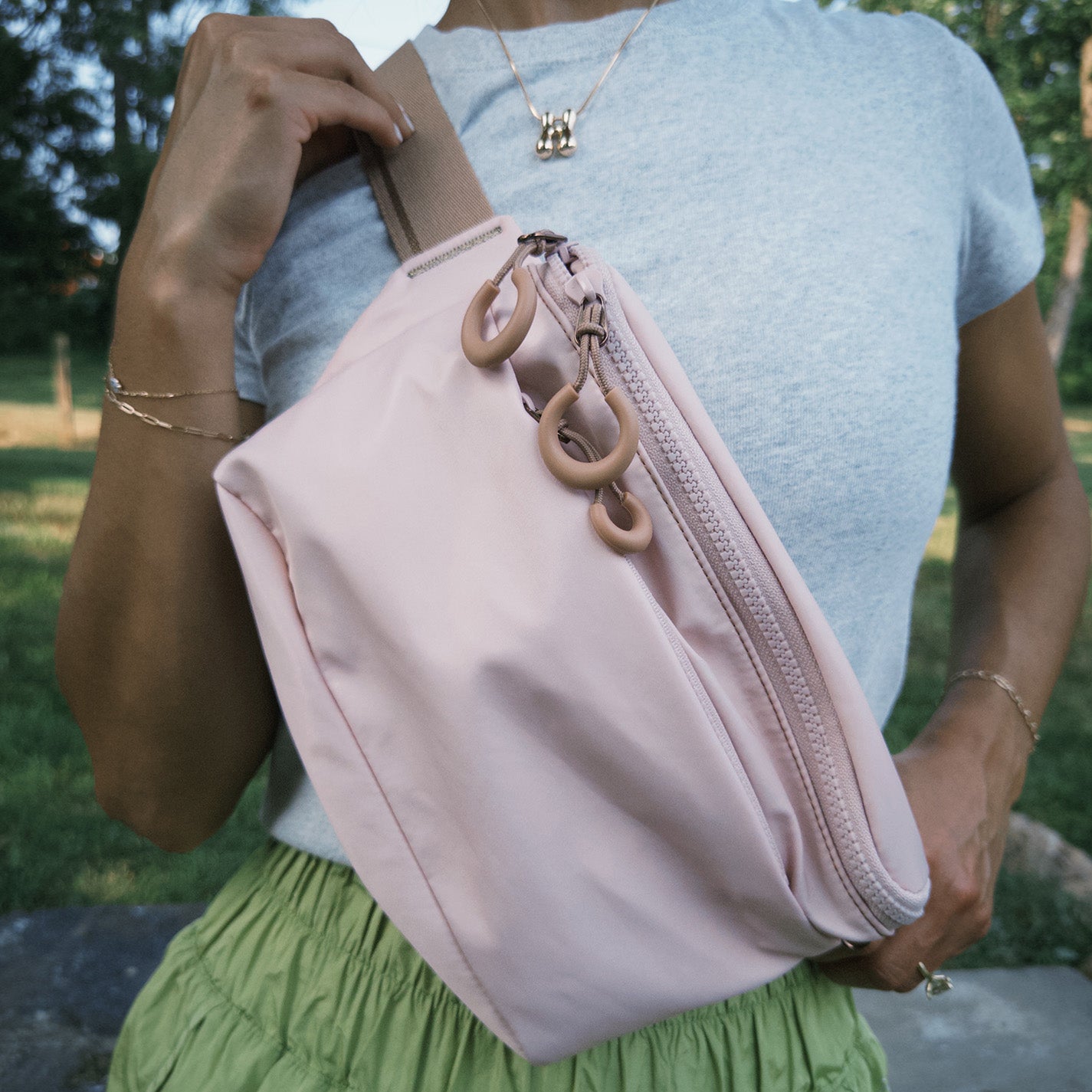 BE HOLD Belt Bag in CaRefiber recycled nylon - Lotus - Image 2