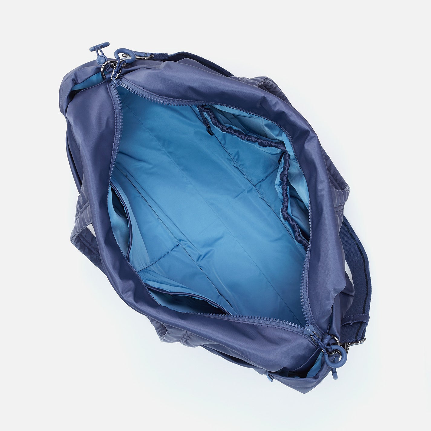 GET AWAY Duffle in CaRefiber recycled nylon - Ocean - Image 4