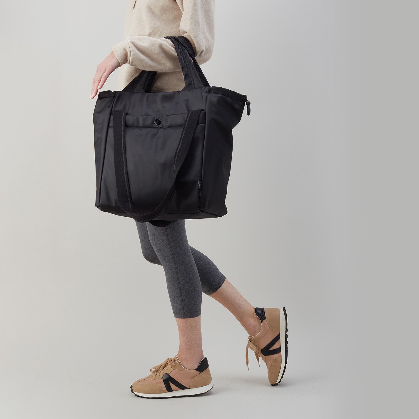 PLACES TO GO Tote in CaRefiber recycled nylon - Dune - Image 9