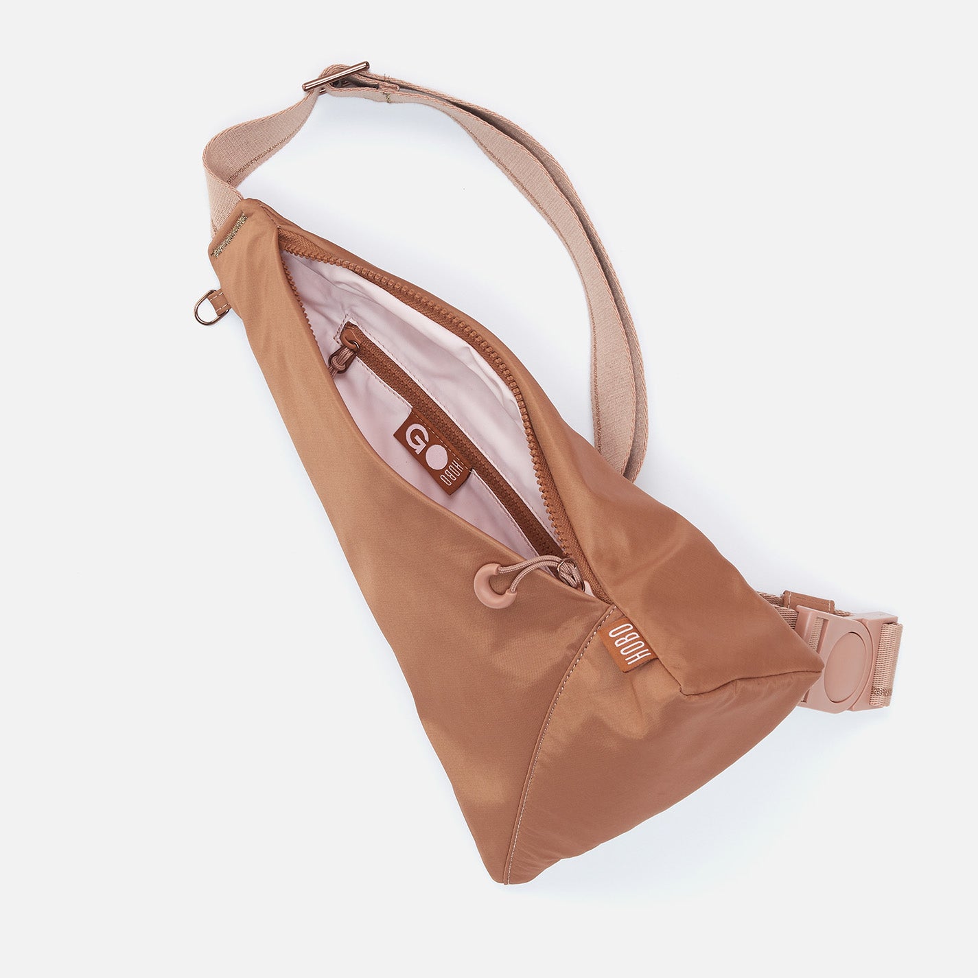 SURE THING Sling in CaRefiber recycled nylon - Dune - Image 5