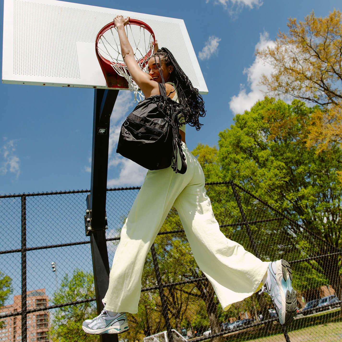 LIFE'S A CINCH Backpack in CaRefiber recycled nylon - Jet - Image 2