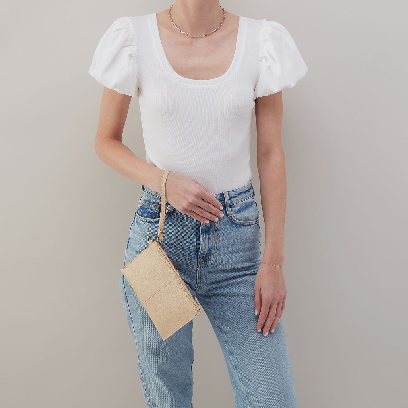 Vida Small Pouch in Micro Pebbled Leather - Almond - Image 2