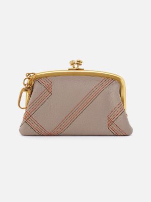 Cheer Frame Pouch In Pebbled Leather - Taupe