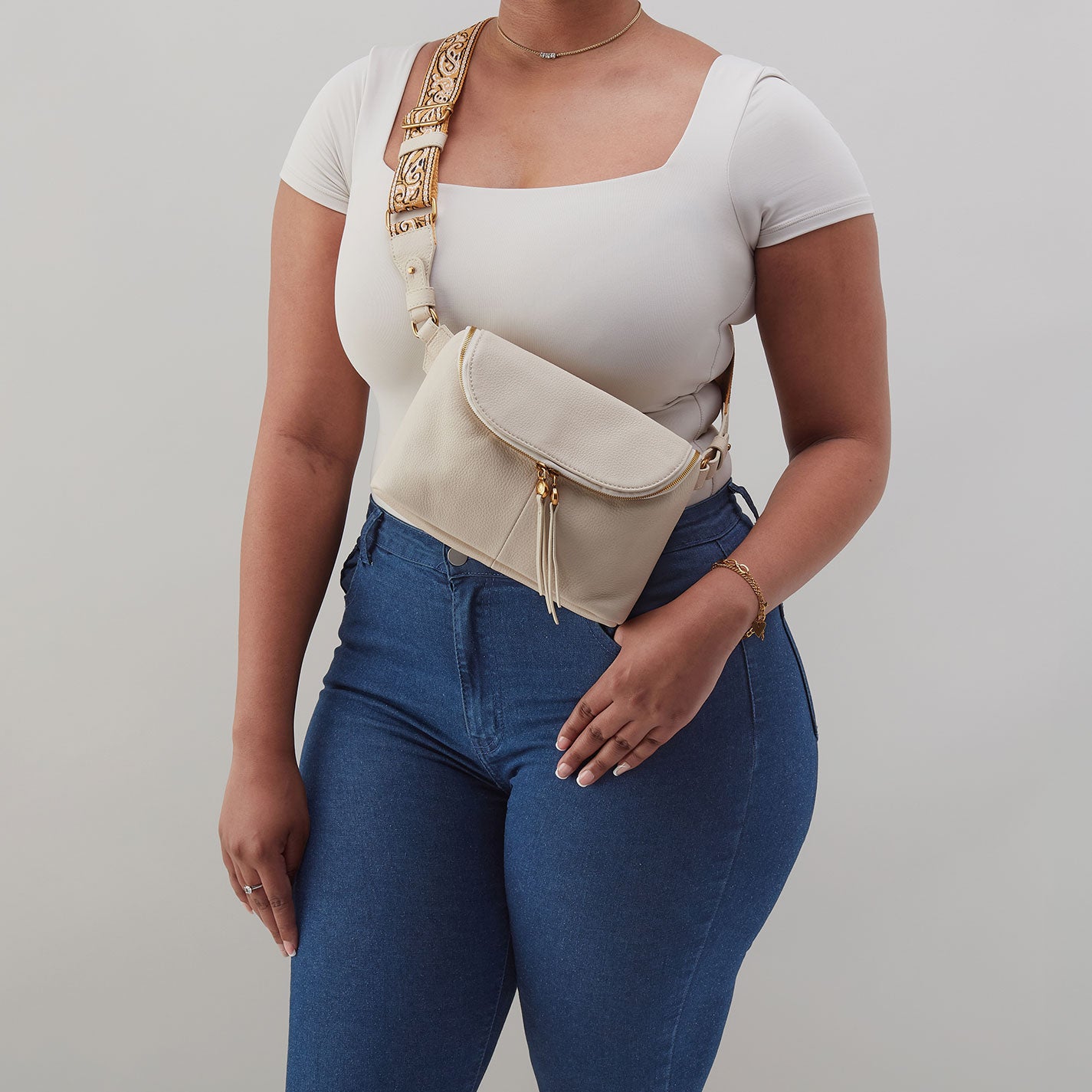 Fern Large Belt Bag In Pebbled Leather - Birch - Image 3