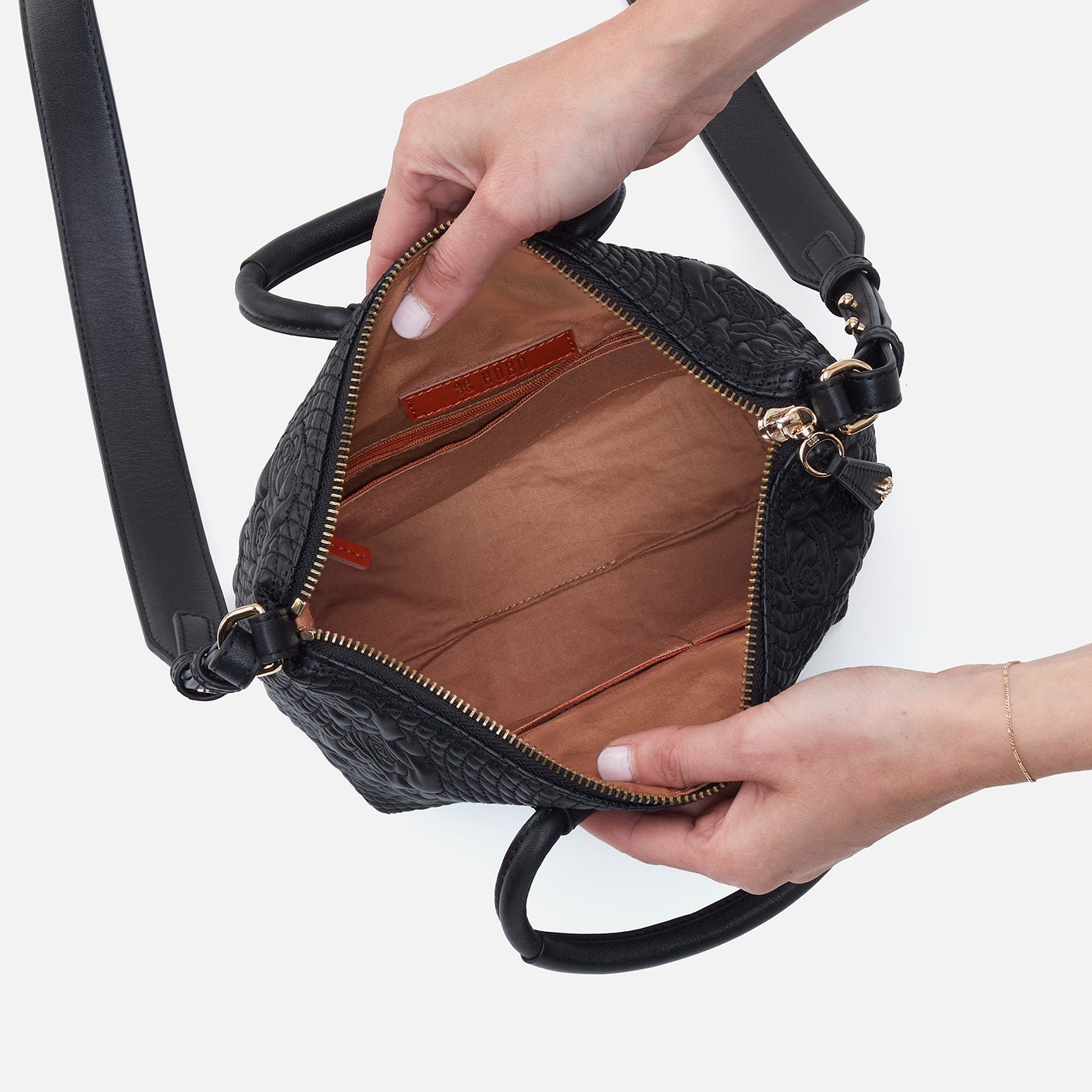 Maggie Crossbody In Smooth Leather - Black Quilted Rose - Image 4