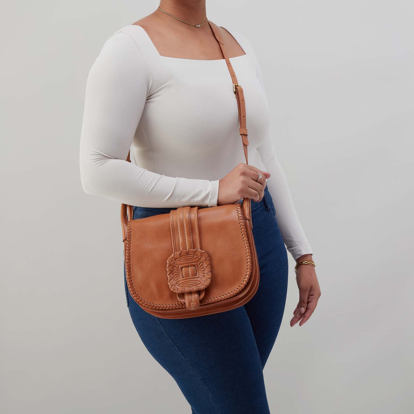 Kiva Large Crossbody in Washed Leather - Harvest Wheat - Image 3