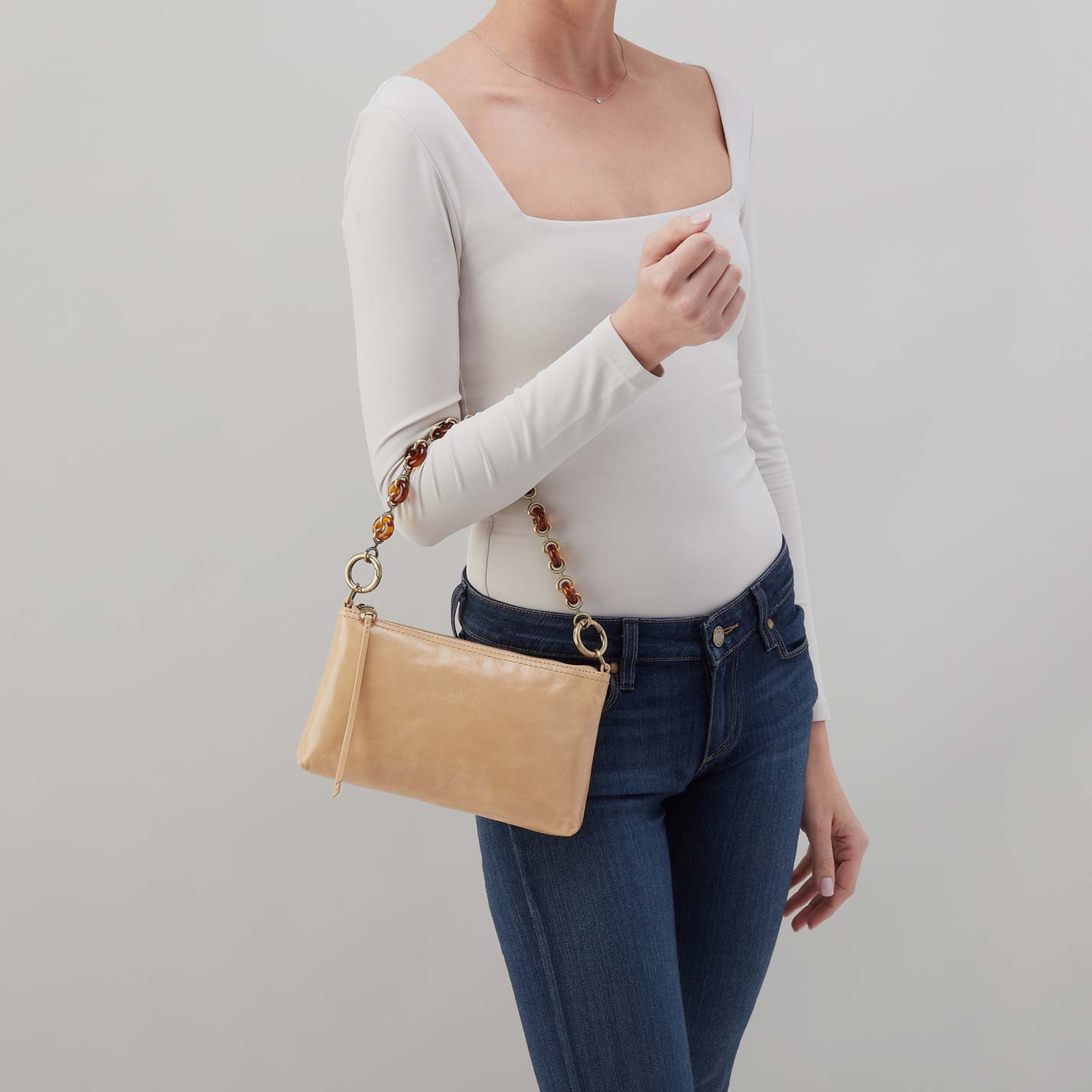 Darcy Crossbody in Polished Leather - Desert Sand - Image 4