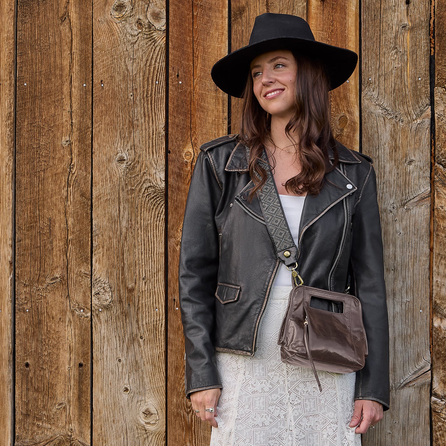 Ace Crossbody in Polished Leather - Hearthstone - Image 2