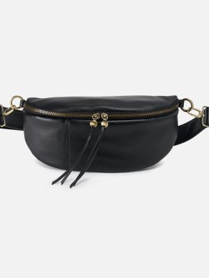 Hunter Medium Belt Bag In Pebbled Leather - Black