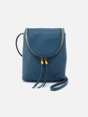 Fern Crossbody in Pebbled Leather - Peacock Feather