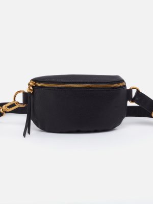 Fern Belt Bag In Pebbled Leather - Black