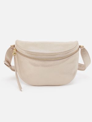 Juno Belt Bag In Metallic Leather - Sand Shimmer