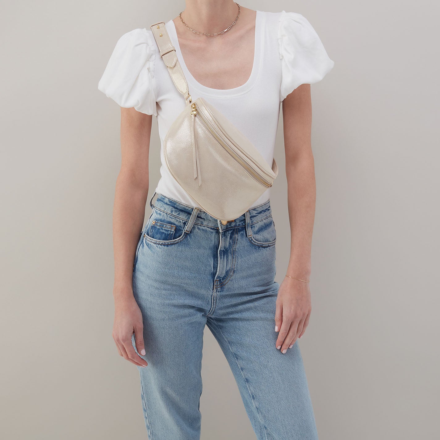 Juno Belt Bag In Metallic Leather - Sand Shimmer - Image 2