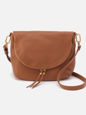 Fern Foldover Messenger In Pebbled Leather - Warm Honey