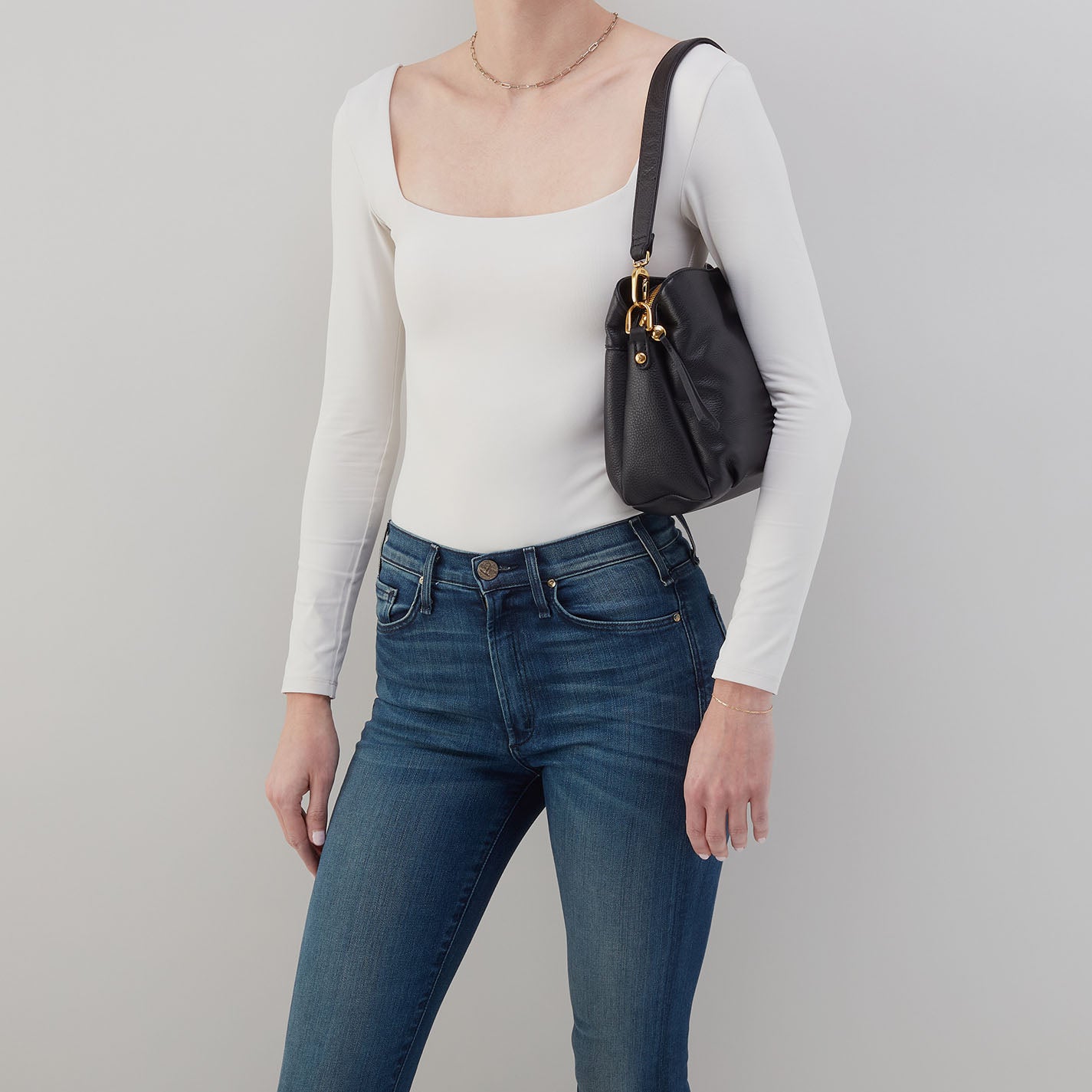 Starr Convertible Shoulder Bag in Pebbled Leather - Black - Image 4