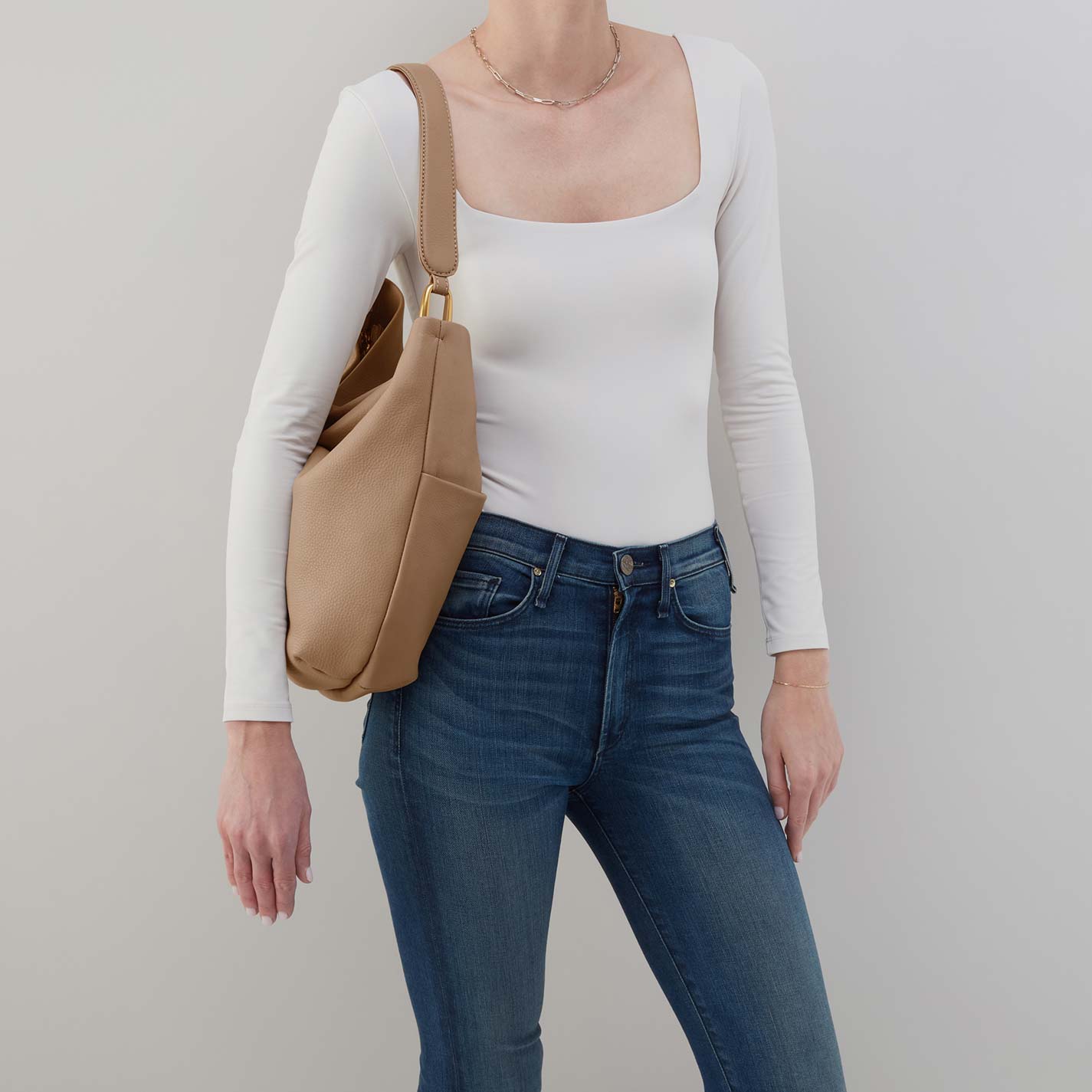 Harley Hobo in Pebbled Leather - Cedar Sagebrush - Image 2