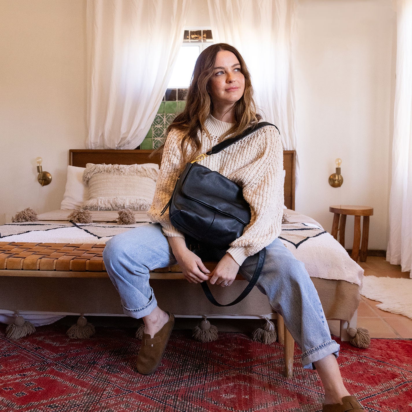 Harley Convertible Shoulder Bag in Pebbled Leather - Black - Image 2