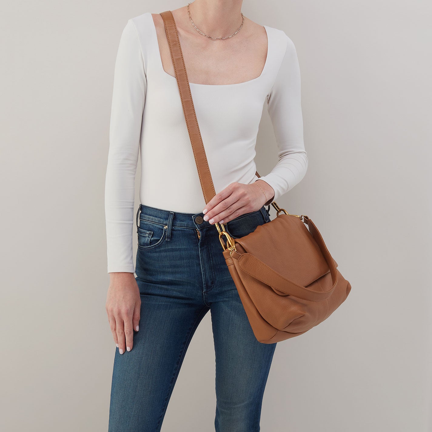 Harley Convertible Shoulder Bag in Pebbled Leather - Warm Honey - Image 2