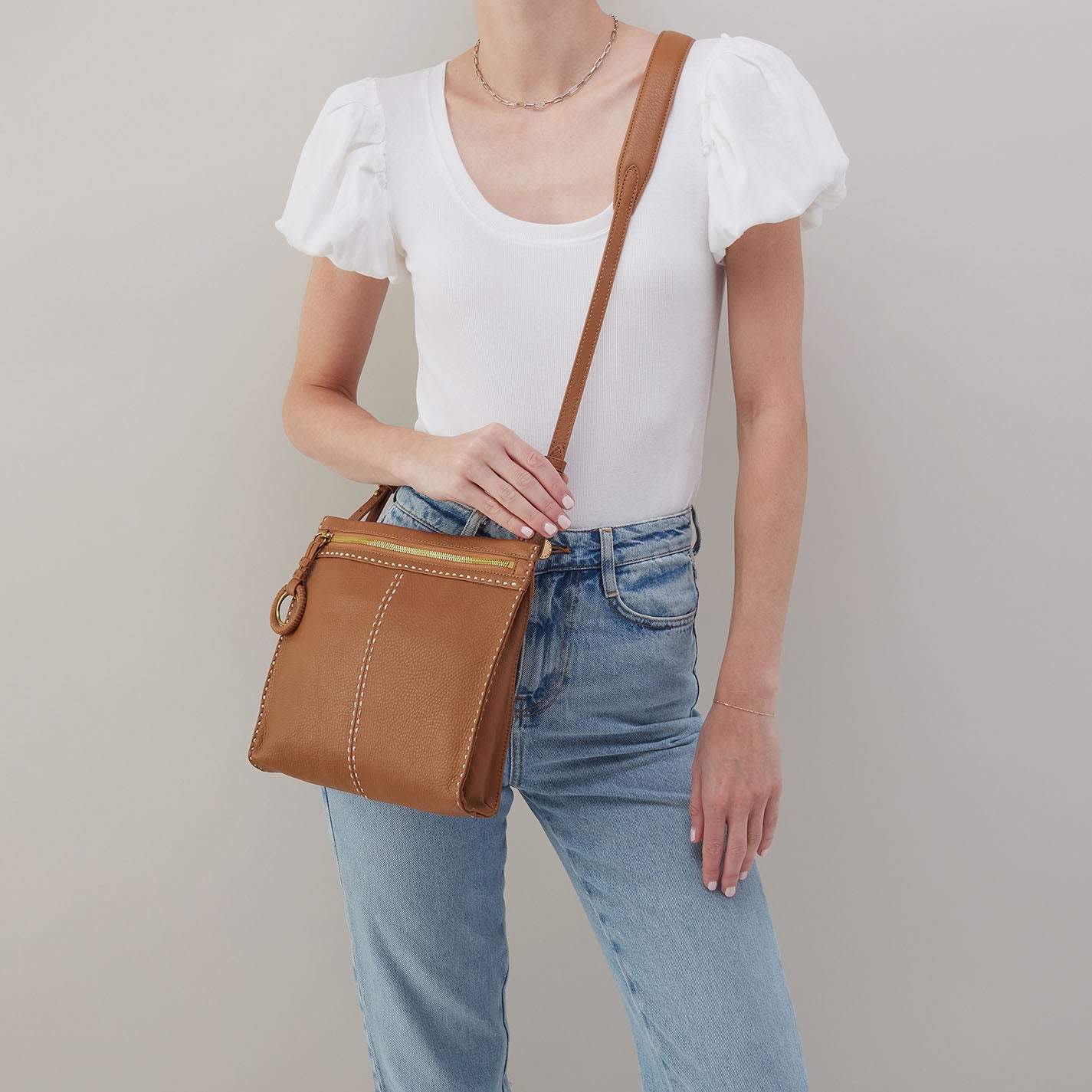 Austin Medium Crossbody in Pebbled Leather - Warm Honey - Image 2