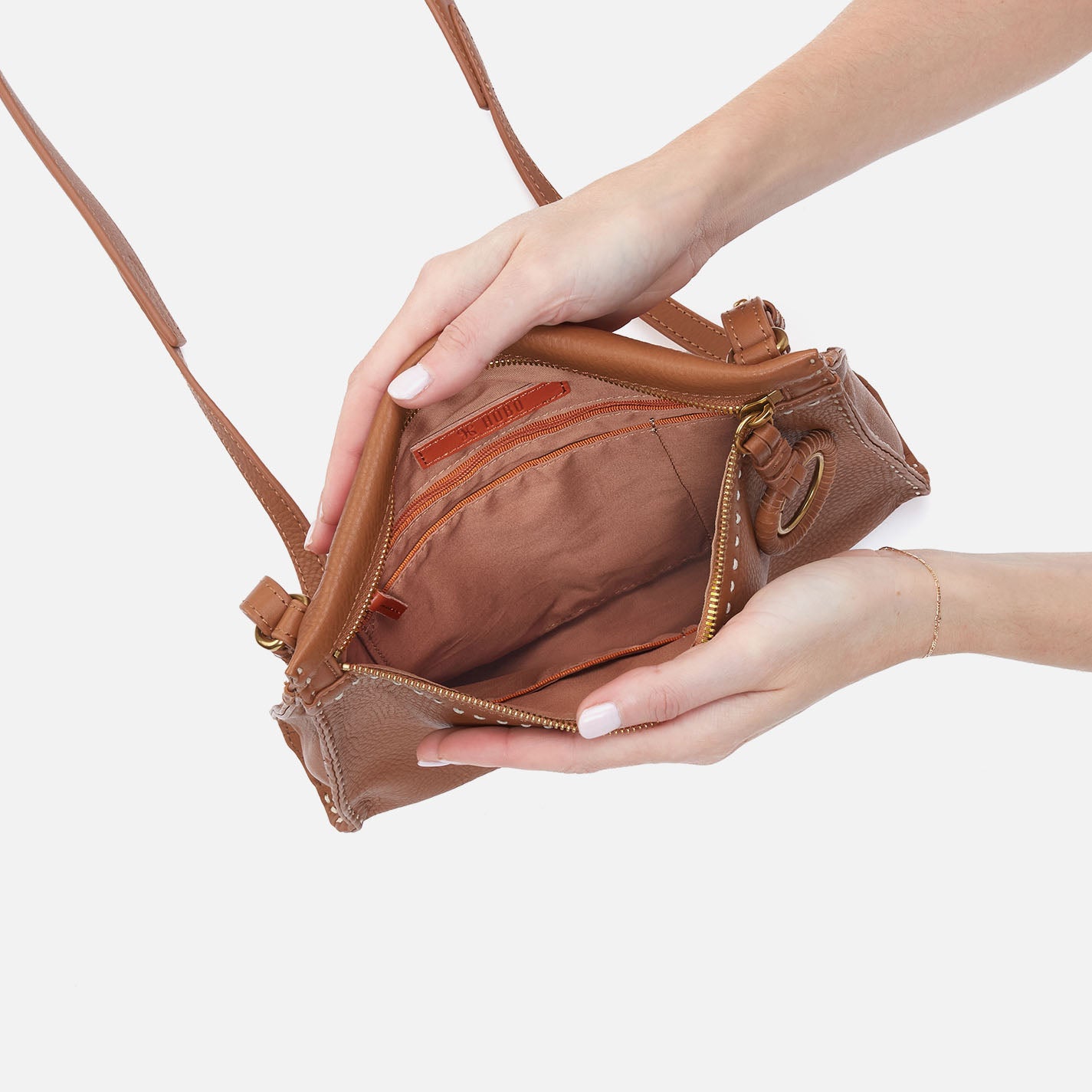 Austin Medium Crossbody in Pebbled Leather - Warm Honey - Image 3