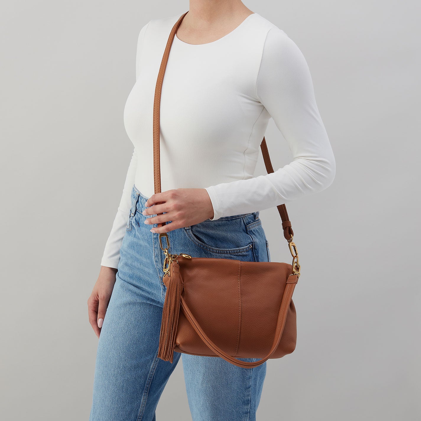 Kori Crossbody in Pebbled Leather - Warm Honey - Image 3