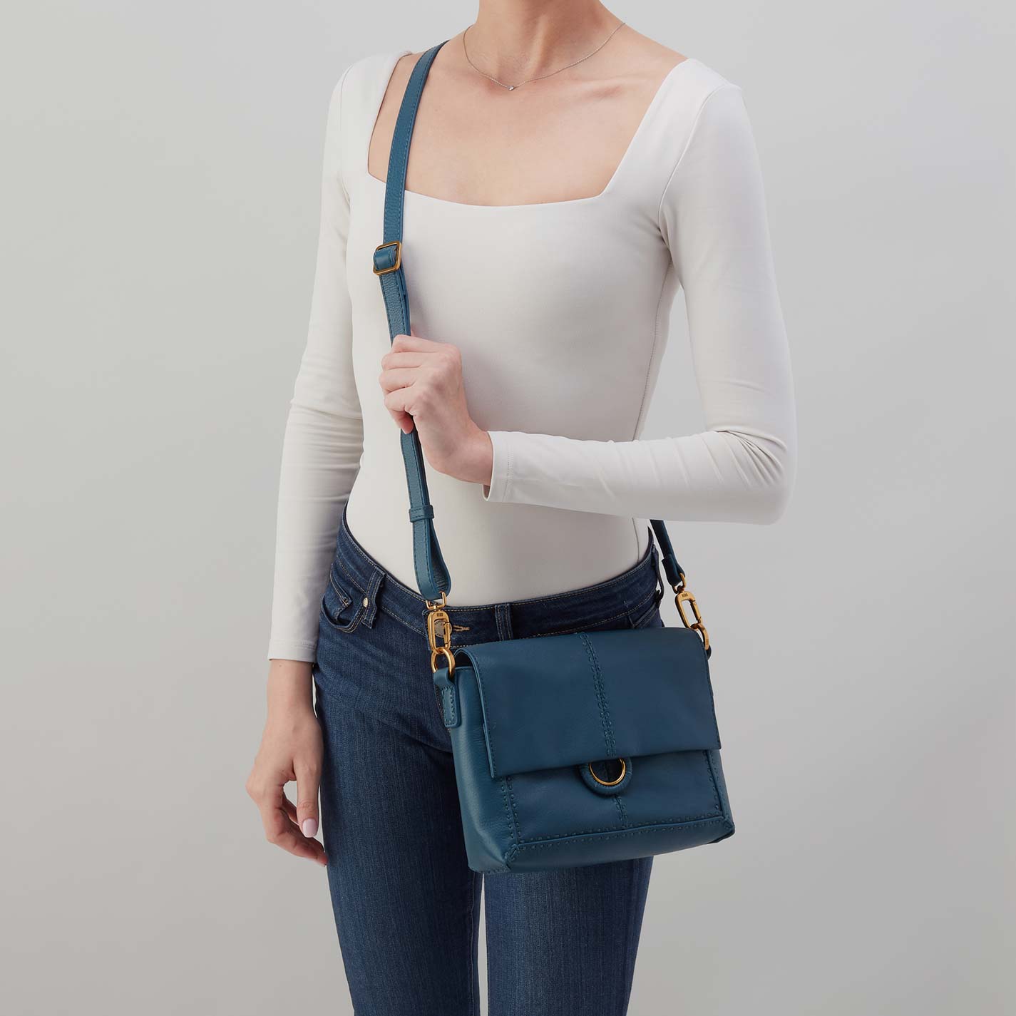 Austin Flap Crossbody in Pebbled Leather - Peacock Feather - Image 2