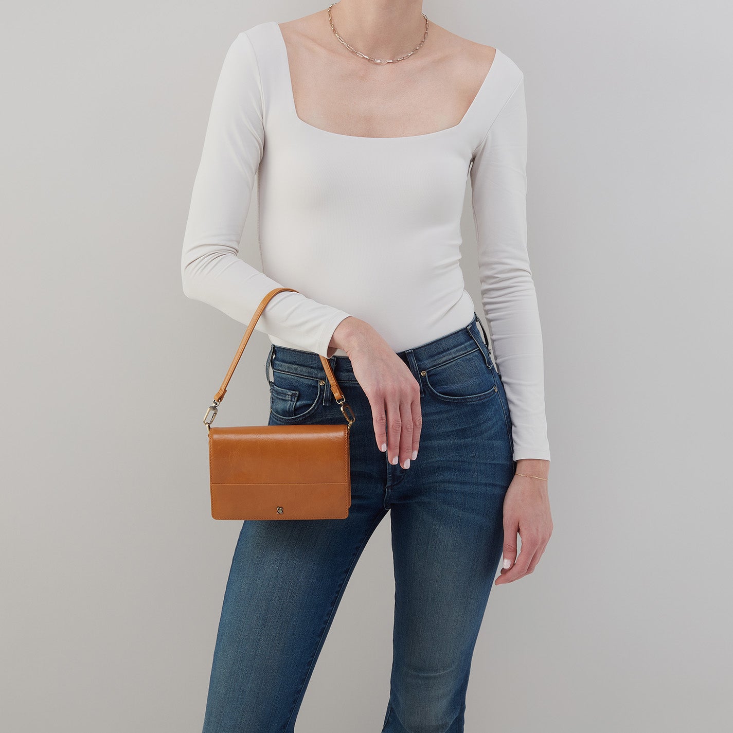 Jill Crossbody In Polished Leather - Natural - Image 4
