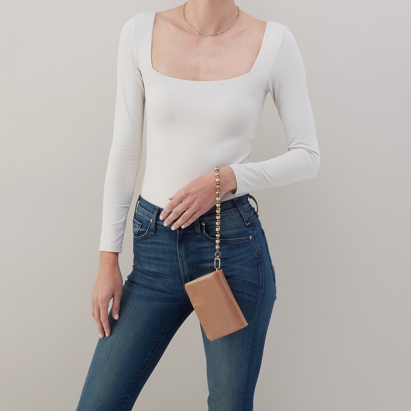 Ross Bead Wristlet In Polished Leather - Cashmere - Image 3