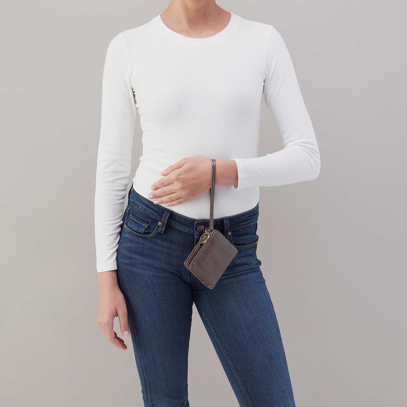 Coin Wristlet Wallet in Polished Leather - Hearthstone - Image 2