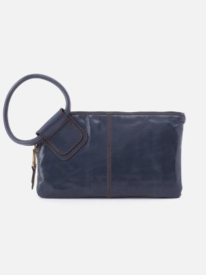 Sable Wristlet In Polished Leather - Blue Stone