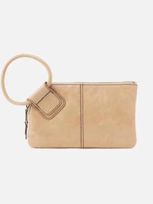 Sable Wristlet in Polished Leather - Desert Sand