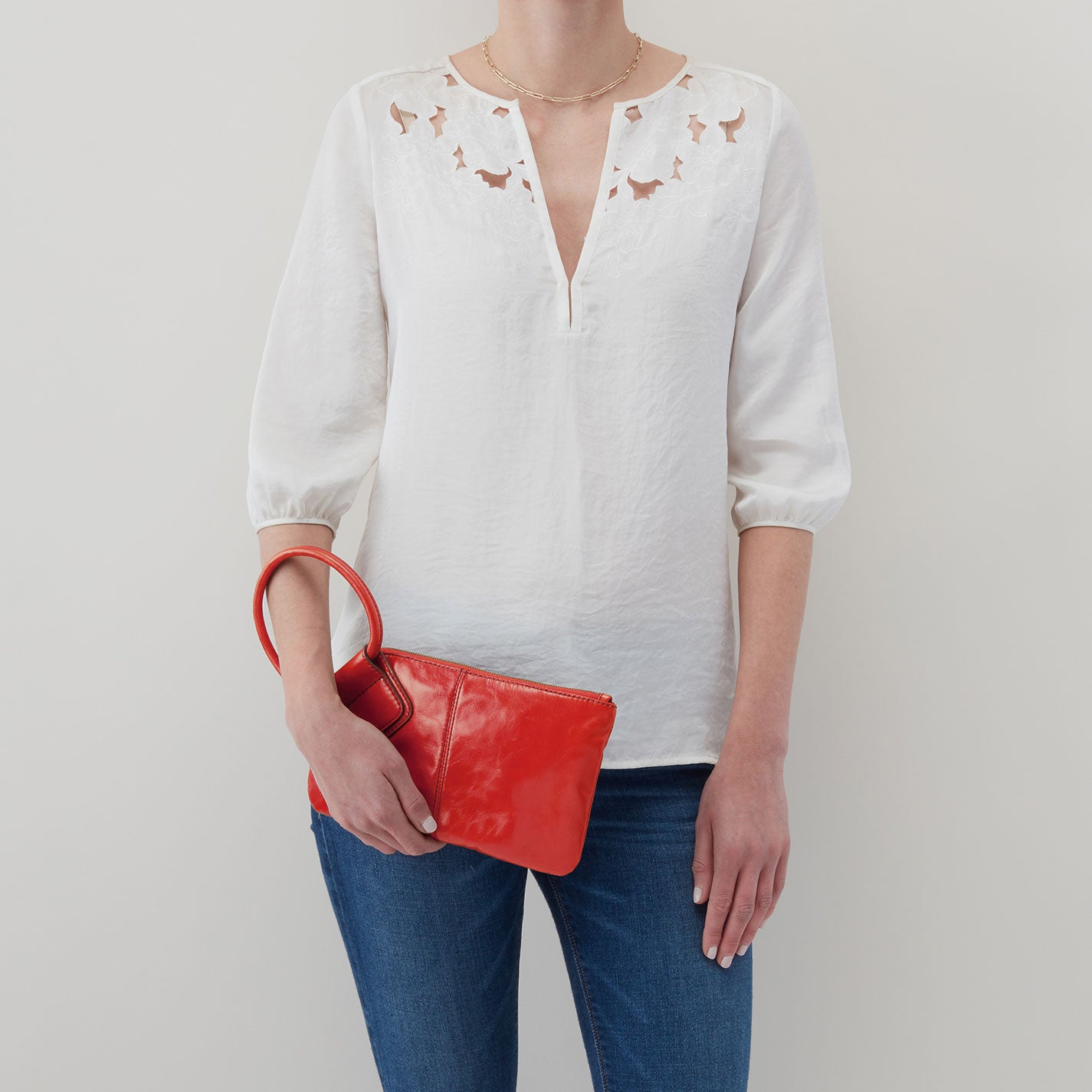 Sable Wristlet In Polished Leather - Grenadine - Image 3