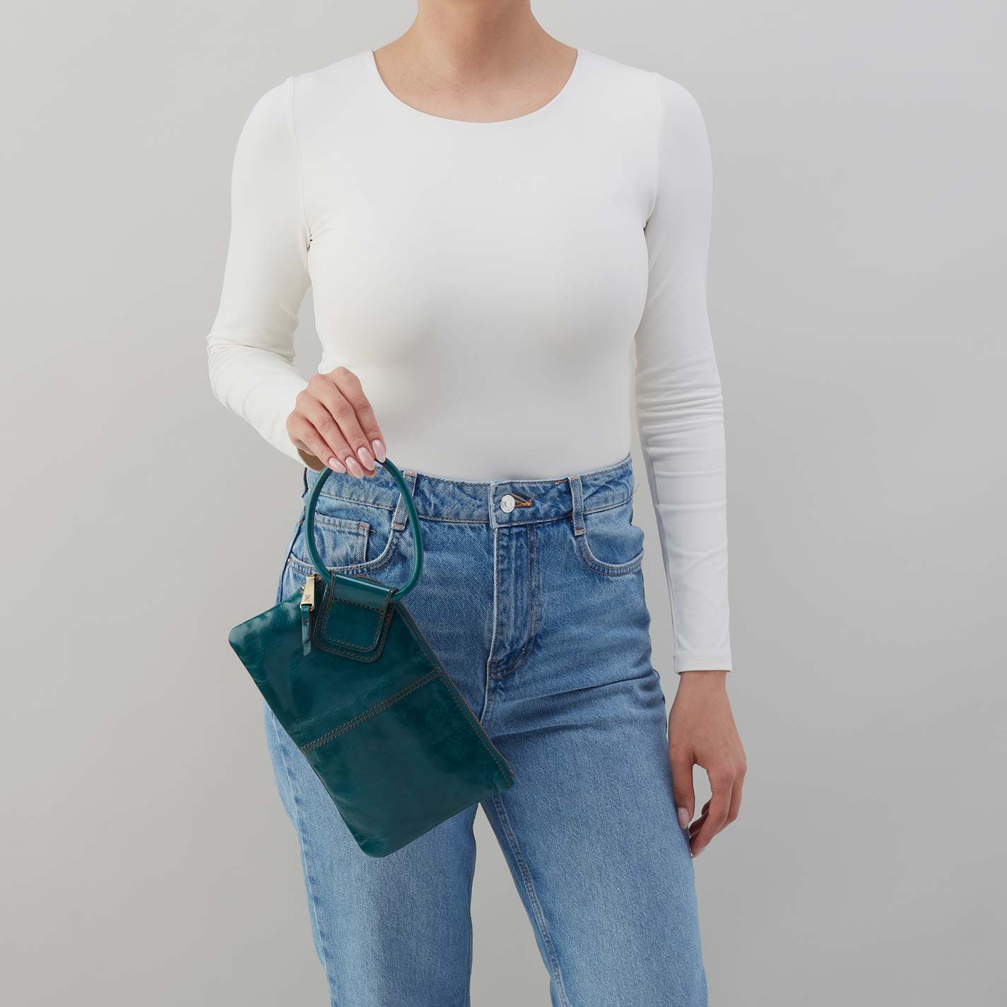 Sable Wristlet in Polished Leather - Wild Bluegrass - Image 2