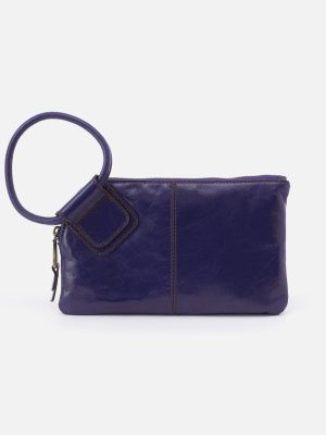 Sable Wristlet in Polished Leather - Winter Violet