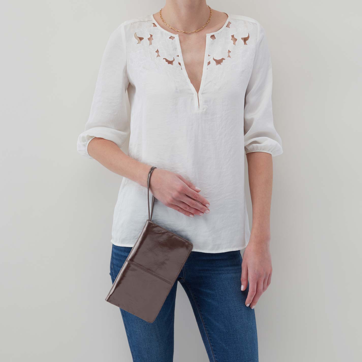 Evolve Wristlet in Polished Leather - Hearthstone - Image 2