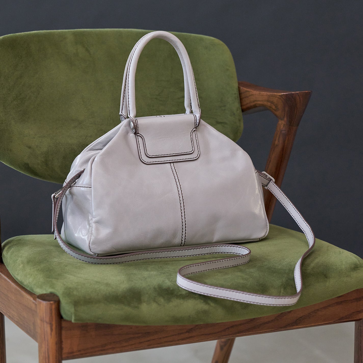 Sheila Drop Handle Satchel In Polished Leather - Light Grey - Image 2