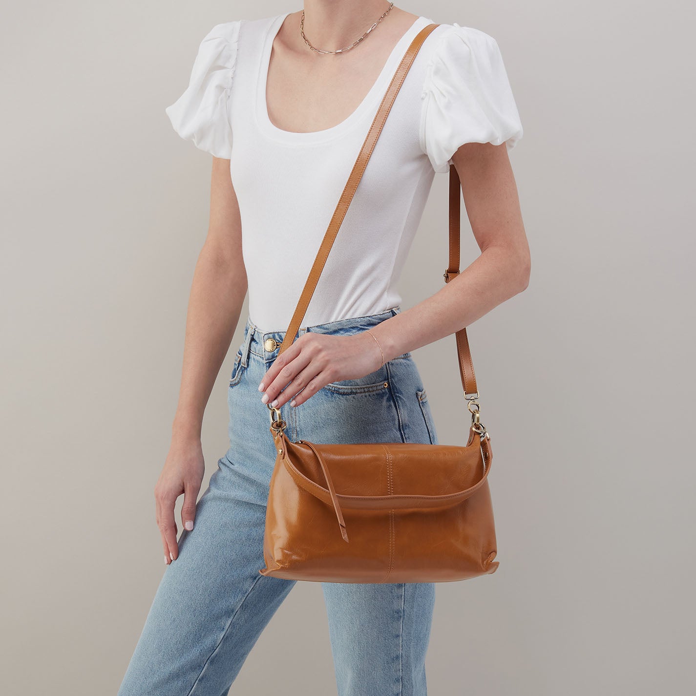 Avon Shoulder Bag In Polished Leather - Natural - Image 3