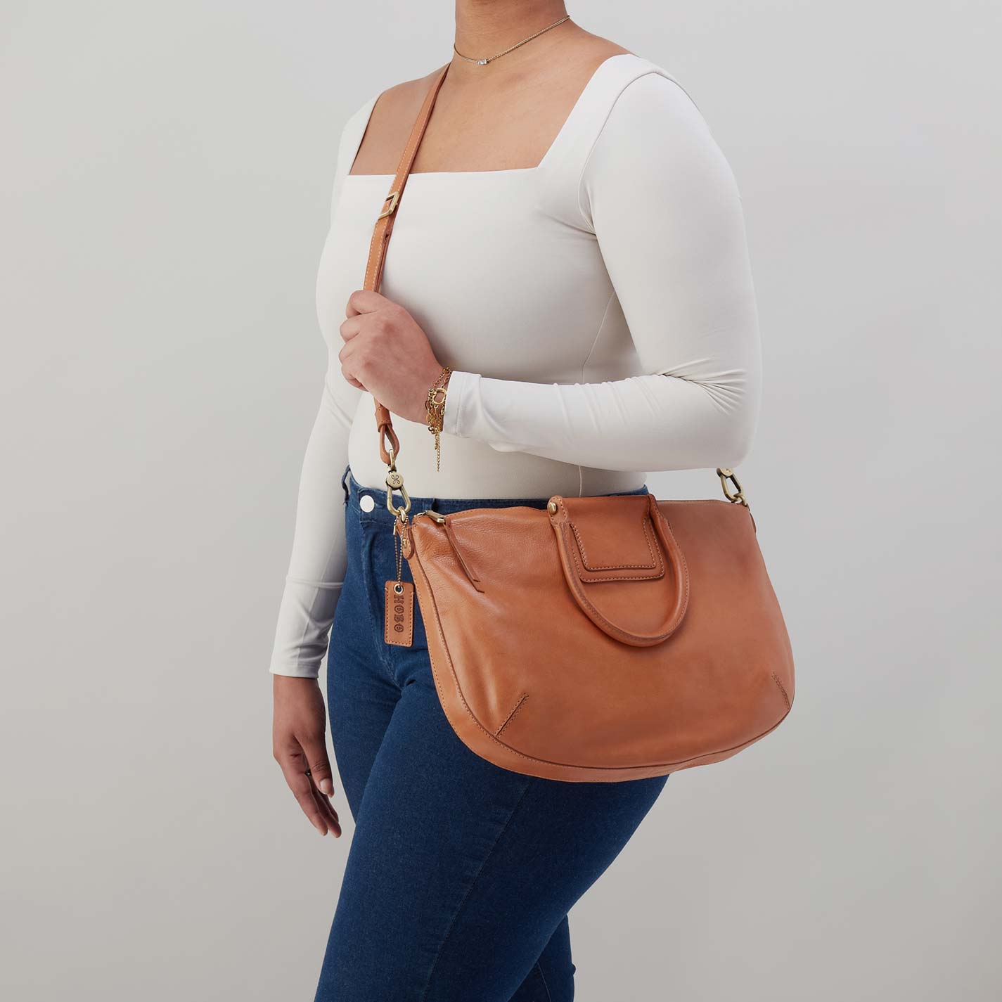 Sheila Large Crossbody in Washed Leather - Harvest Wheat - Image 2